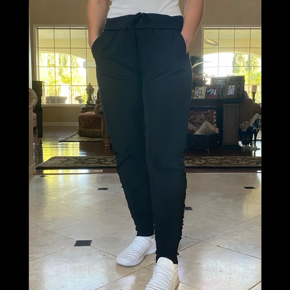 Zella joggers - Picture 1 of 4